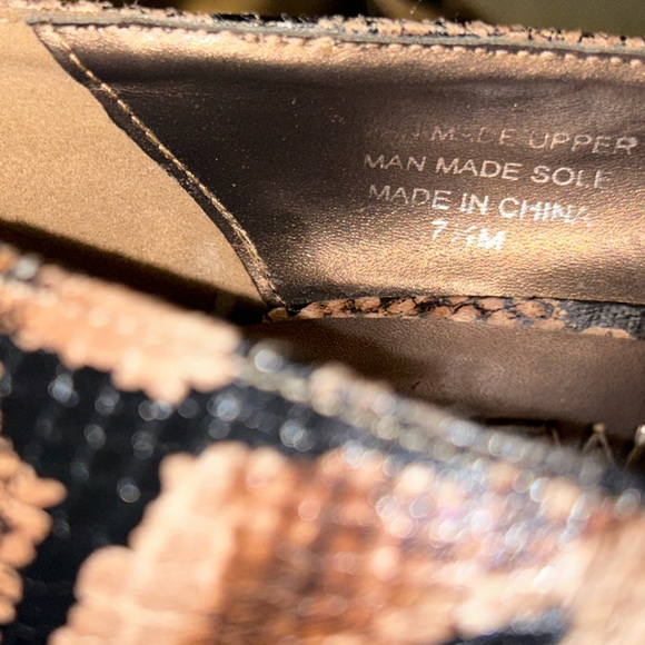 Preview international women’s heels size 7.5 snake print - Picture 4 of 8